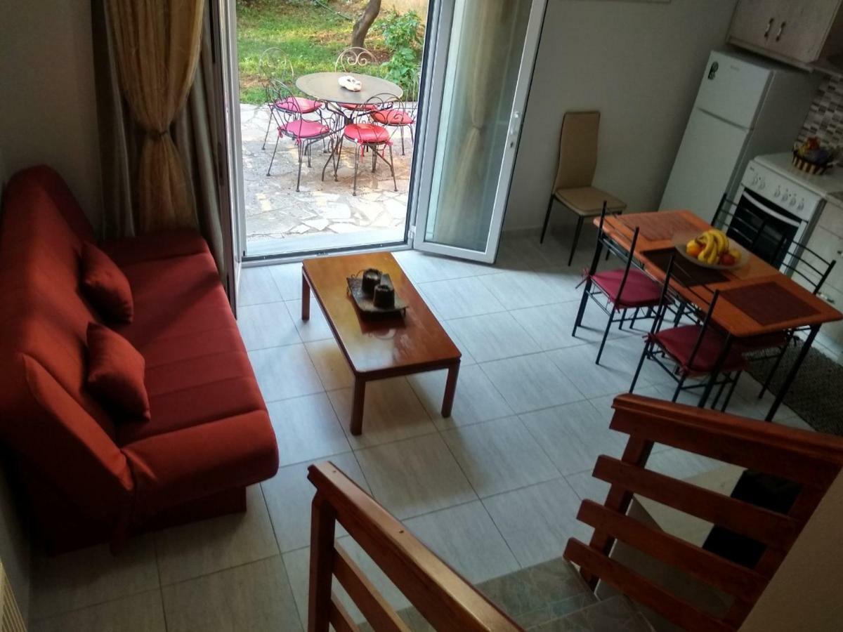 George'S Sweet N' Cozy Maisonette In Ipsos Corfu Екстериор снимка