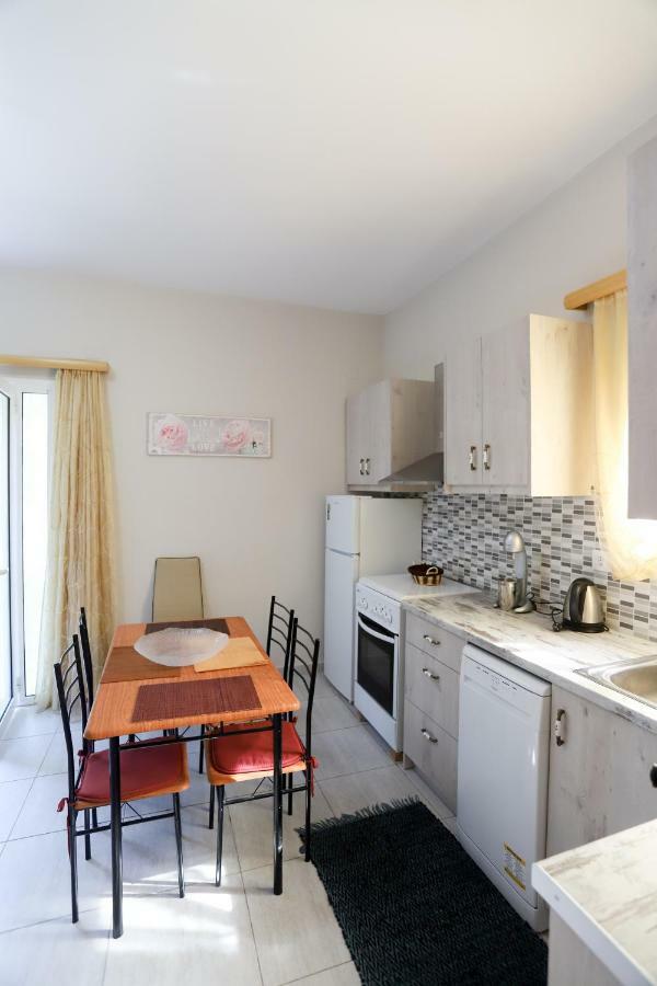 George'S Sweet N' Cozy Maisonette In Ipsos Corfu Екстериор снимка