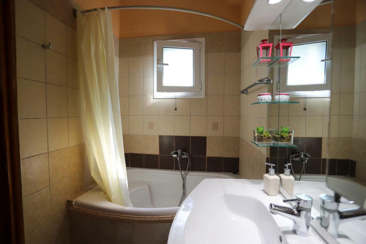 George'S Sweet N' Cozy Maisonette In Ipsos Corfu Екстериор снимка